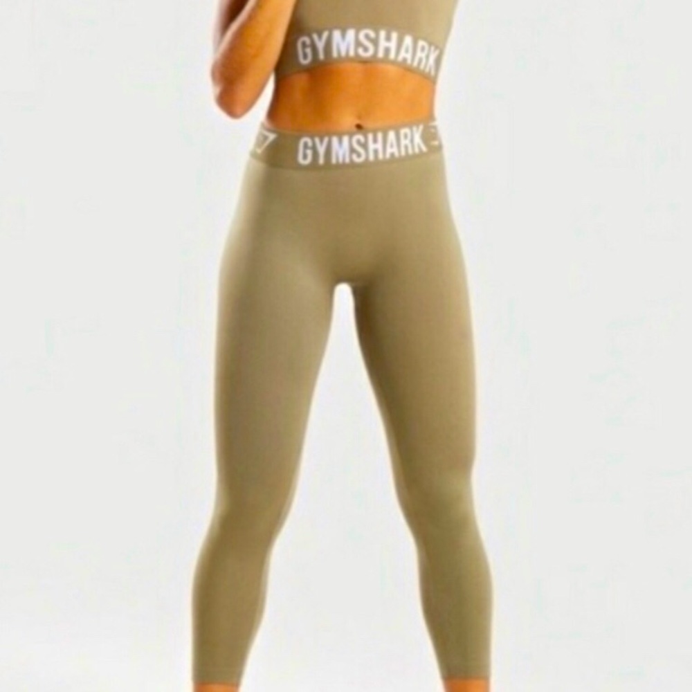 NWOT Gymshark Seamless Flex Leggings Sage Green size XS